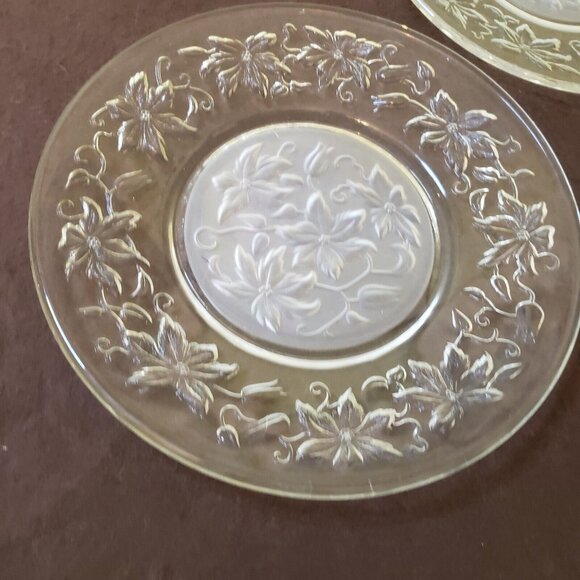 Vintage Set 3 Princess House Poinsettia Fantasia 8” Luncheon Salad Plates - Picture 5 of 7